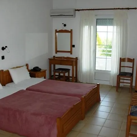 Achillion فندق 3*