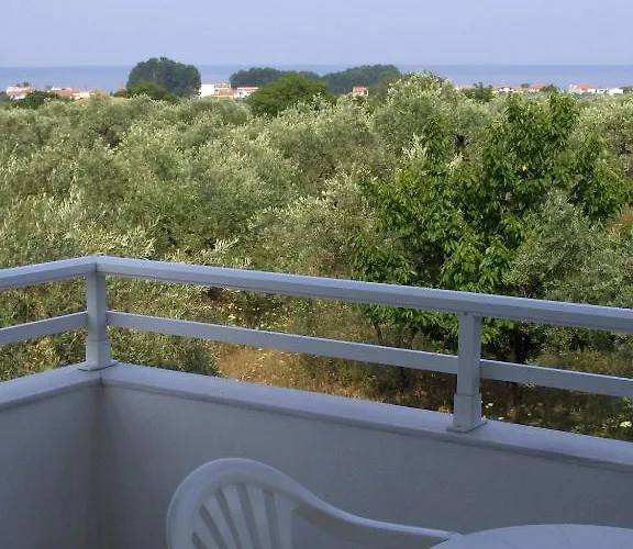 Achillion 3* Skala Potamia